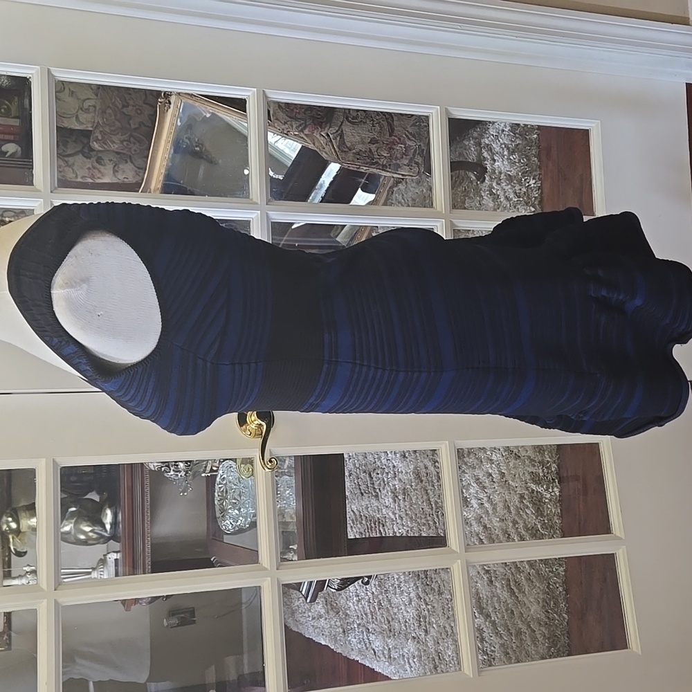 Julia Jordan Blue Black Ribbed Ruffled Sheath Dress Stretch Sleeveless sz XS EUC - Picture 4 of 7